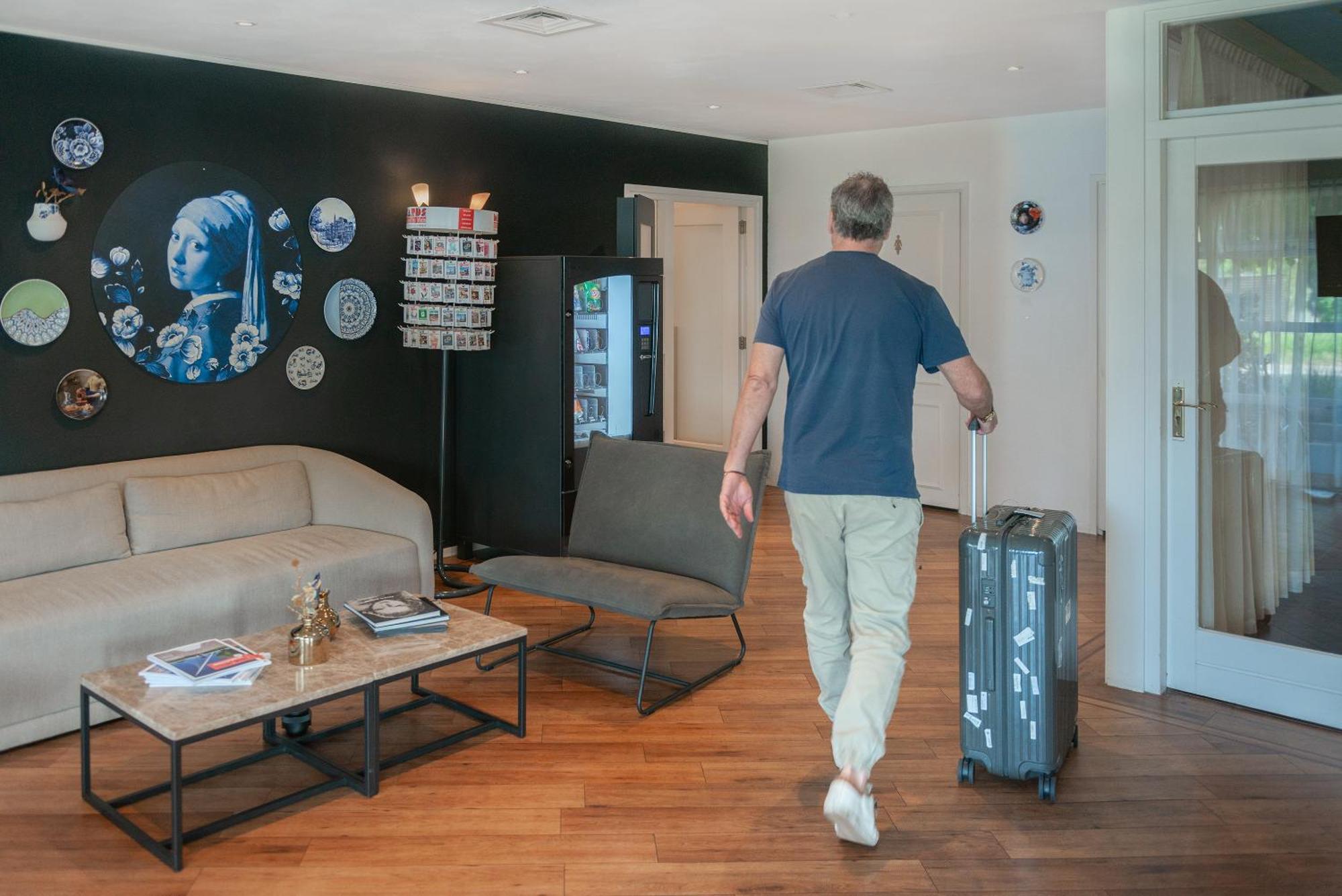 Boutique Hotel Herbergh Amsterdam Airport Free Parking Badhoevedorp Eksteriør billede