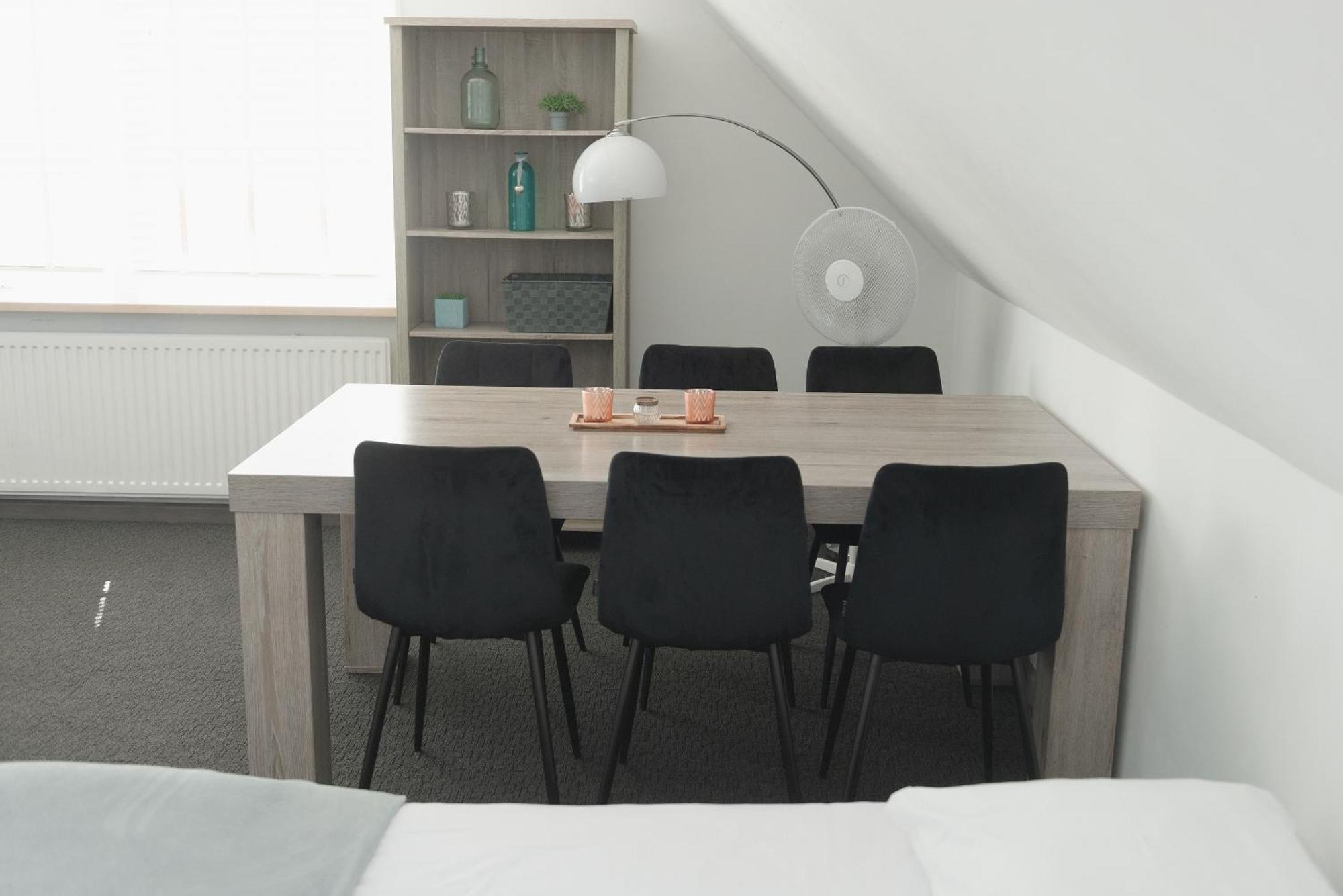 Boutique Hotel Herbergh Amsterdam Airport Free Parking Badhoevedorp Eksteriør billede