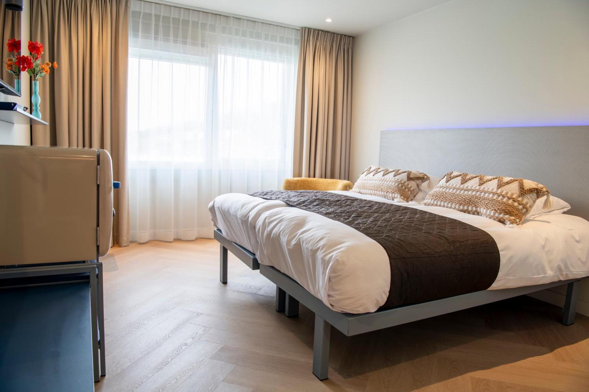 Boutique Hotel Herbergh Amsterdam Airport Free Parking Badhoevedorp Eksteriør billede