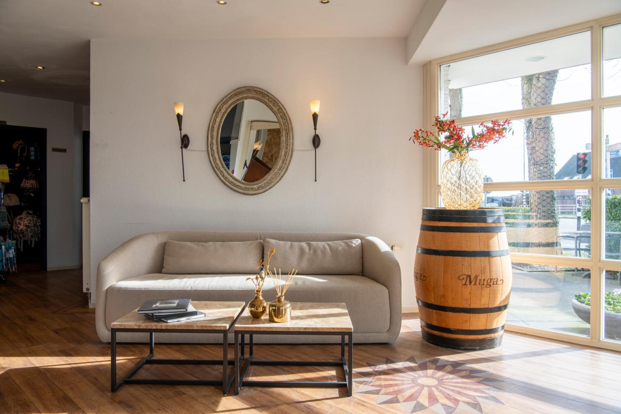 Boutique Hotel Herbergh Amsterdam Airport Free Parking Badhoevedorp Eksteriør billede