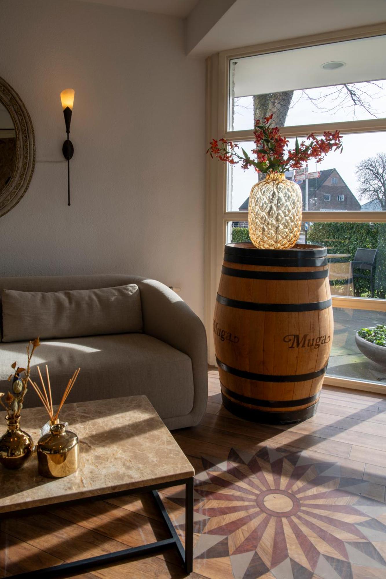 Boutique Hotel Herbergh Amsterdam Airport Free Parking Badhoevedorp Eksteriør billede